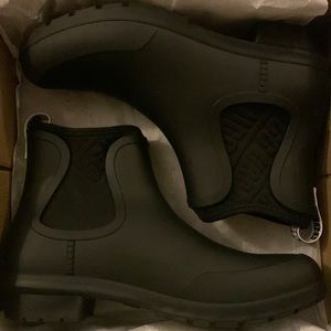Ugg Rain Boots - Black - Women’s Size 8